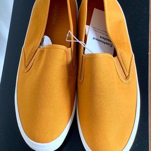 NWT Old Navy Slip Ons